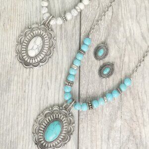 Western Oval Turquoise Concho Beaded Necklace Set